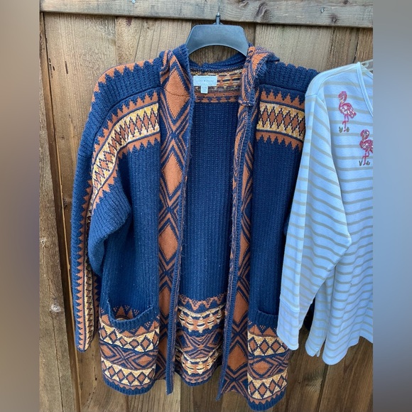 Women’s clothing bundle -3 pieces -SOLD - Picture 3 of 16